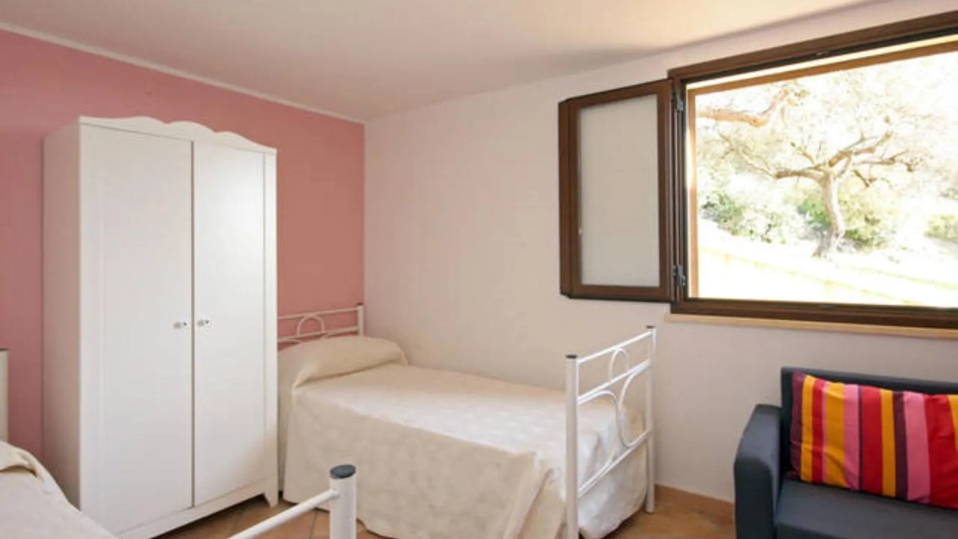 Coastal Comfort With Amazing Views - Beahost 파리넬로 0*,
