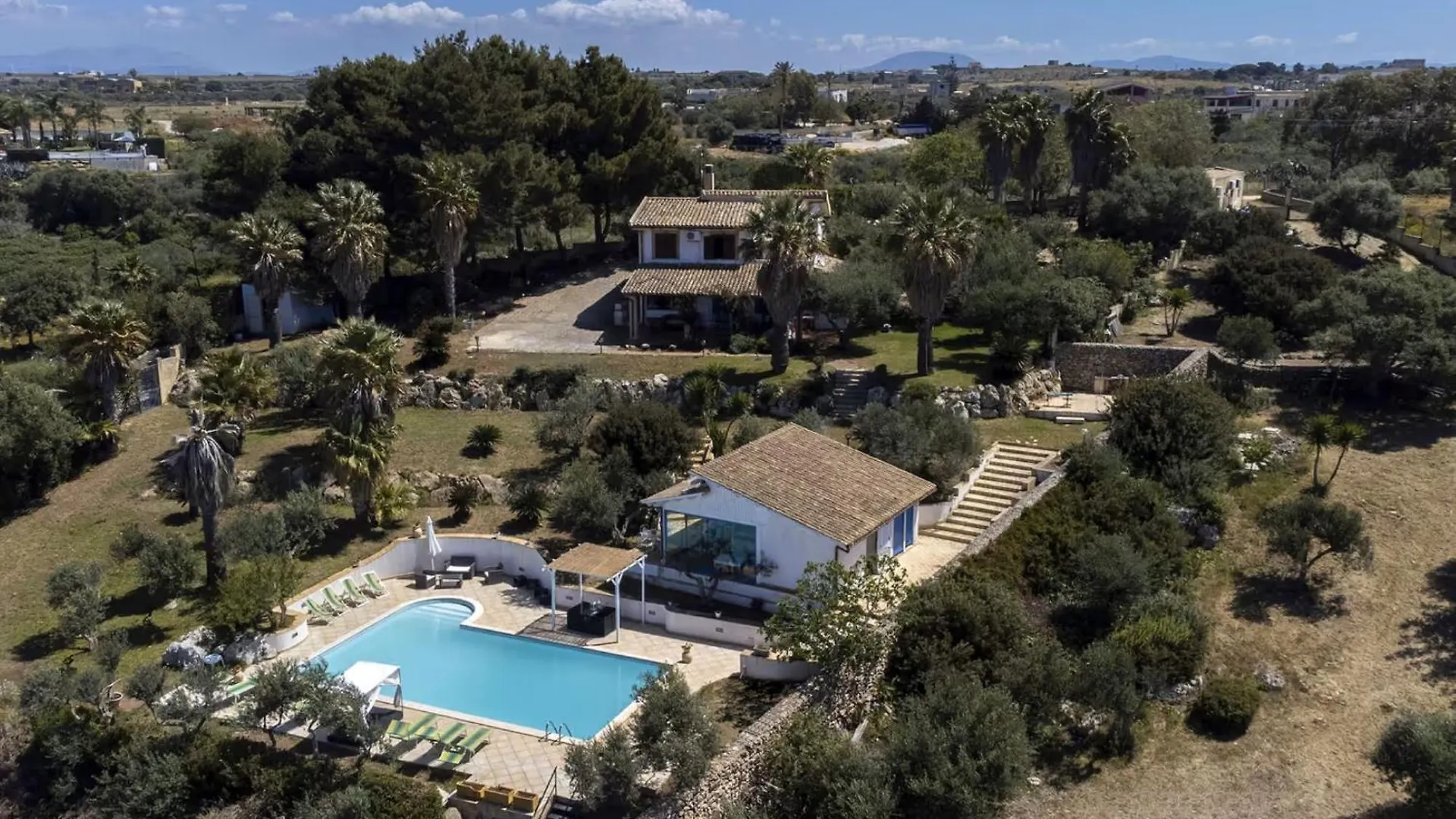 Apartment Coastal Comfort With Amazing Views - Beahost Parrinello